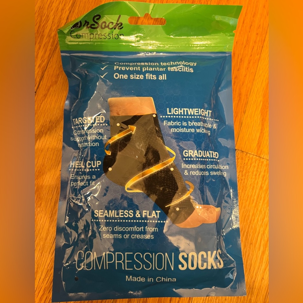 - Compression socks - Picture 2 of 2